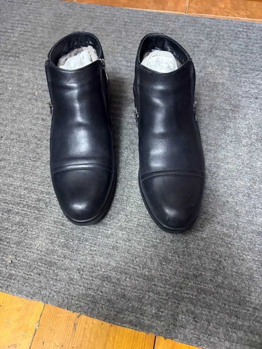 Кожаные сапоги с мехом в отличном состоянии. Размер 41