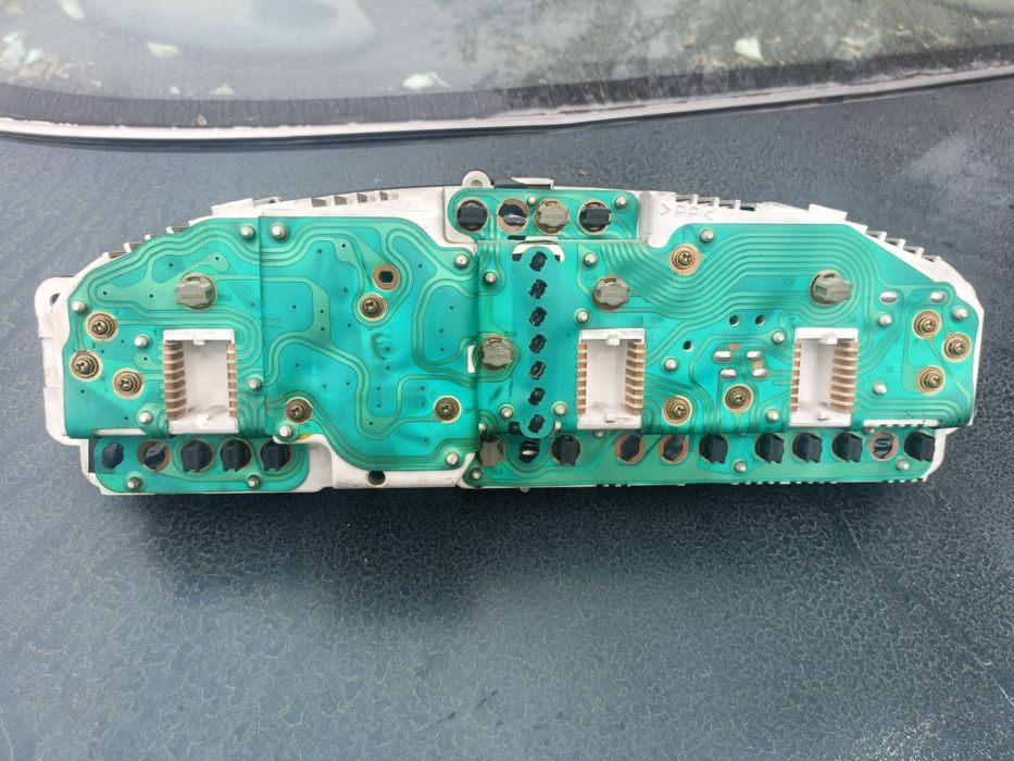 Щиток приборов hyundai sonata II