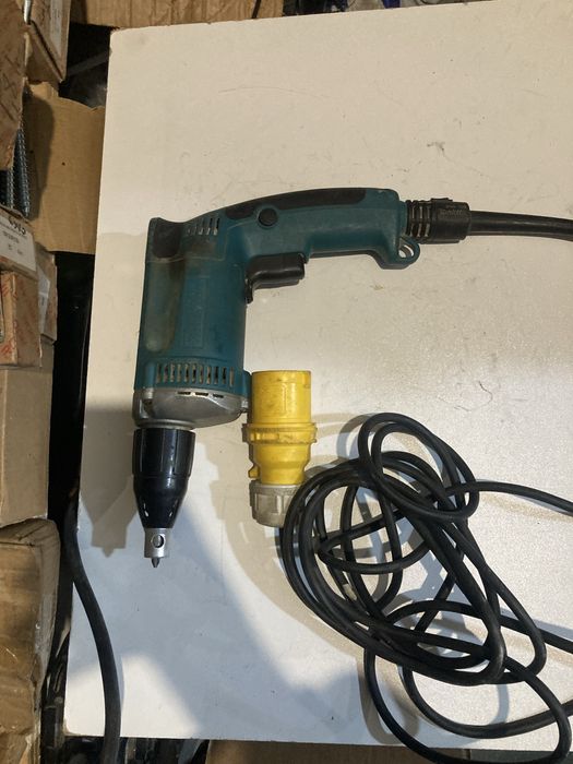 Masina Rigips Makita 6825R 570w Alimentare 110v