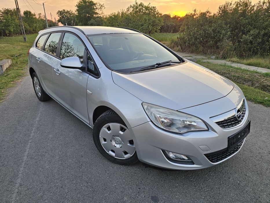 Spannende Opel Astra Diesel Ebenbild