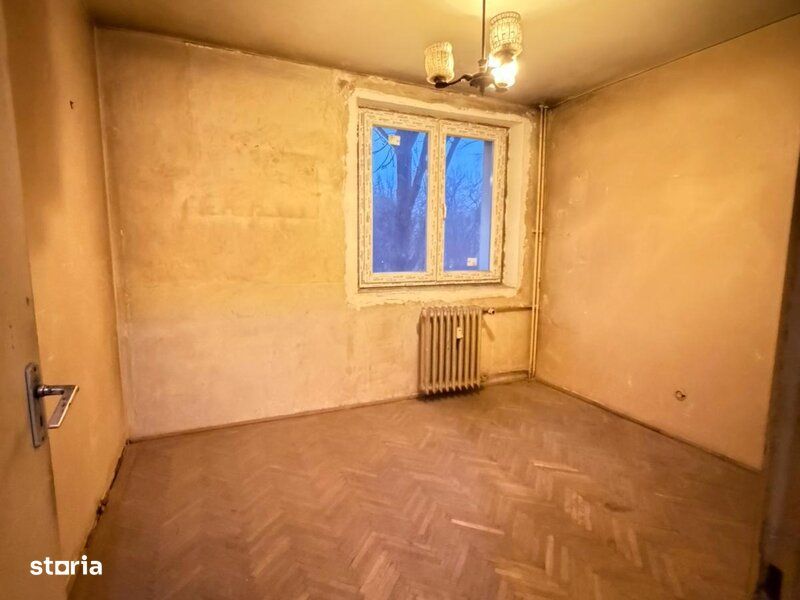 Apartament 3 camere cu balcon în Titan, 64mp