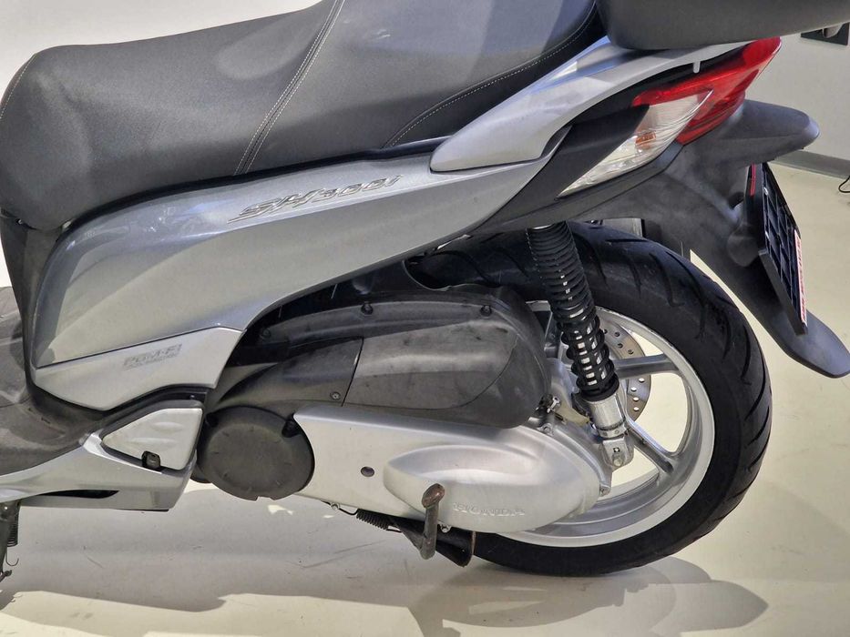 Scuter Honda SH300i