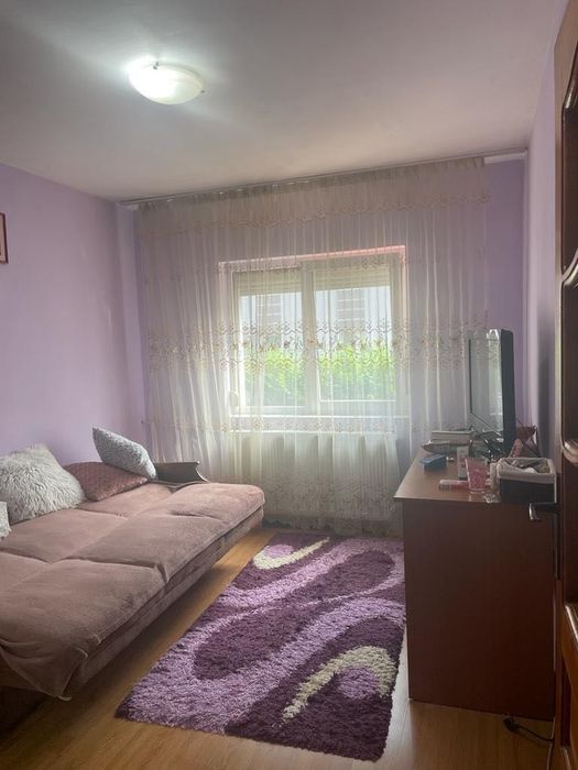 PF dau în chirie apartament