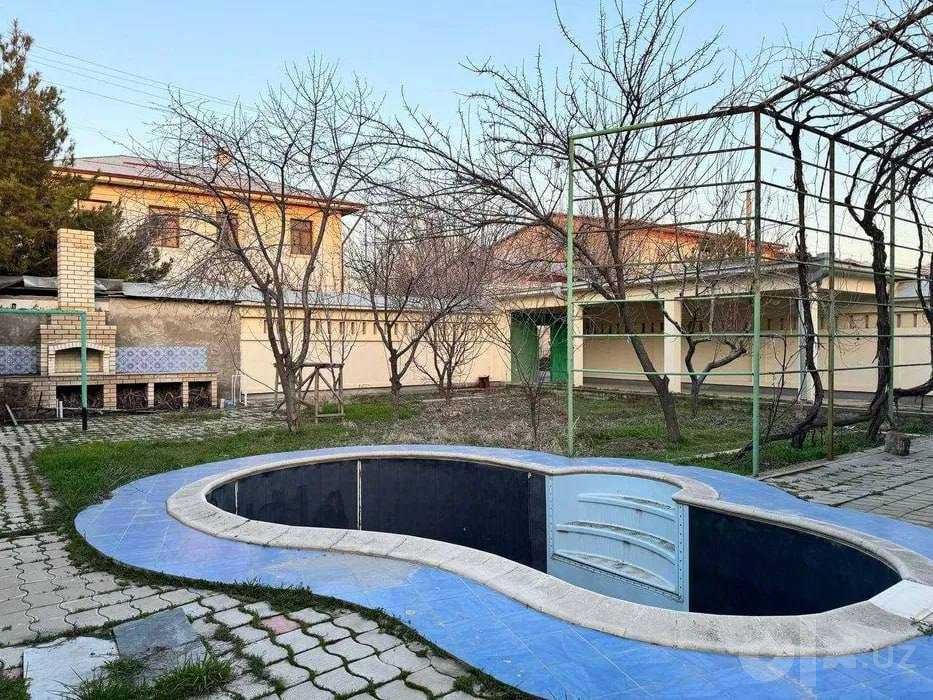 Дурмень, Кибрайский район, 8 соток, дом 200м2, документы в порядке!