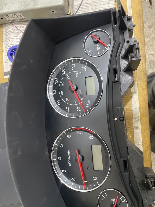 Щиток приборов пробег 73000