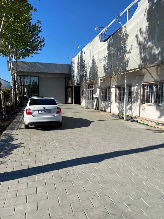 Închiriere Hală / Spațiu Comercial 300 mp – Showroom, Depozit, Producție – Alexandria / Poroschia