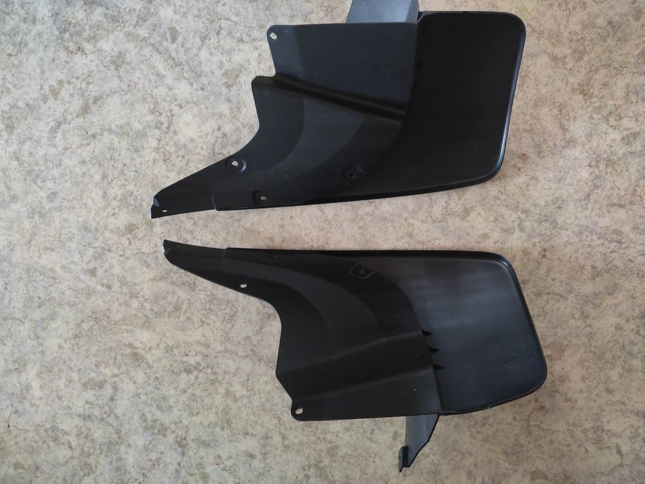 Продам брызговики 5000 тенге