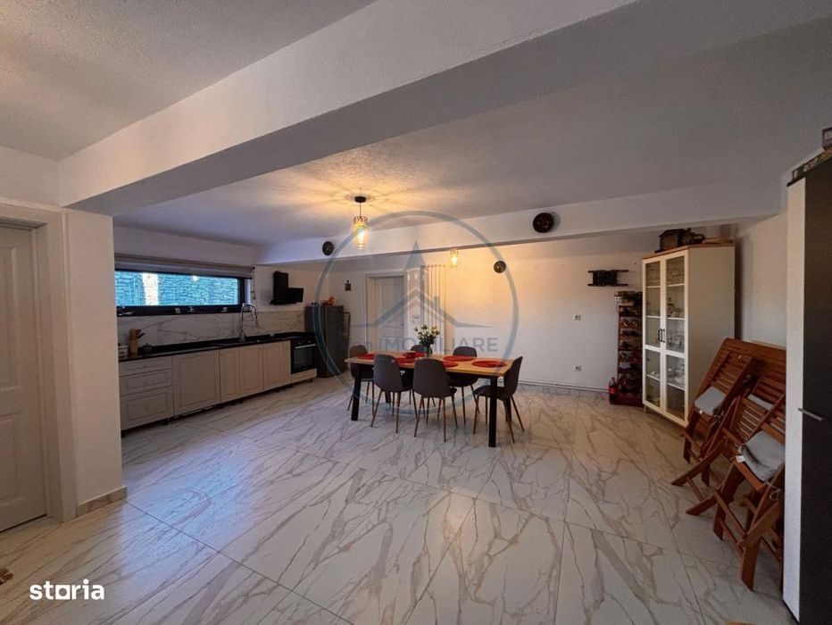 Cabana 180mp Piatra Fantanele