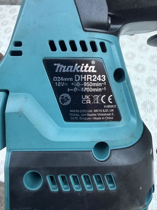 Акумулаторен безчетков перфоратор Makita DHR243Z