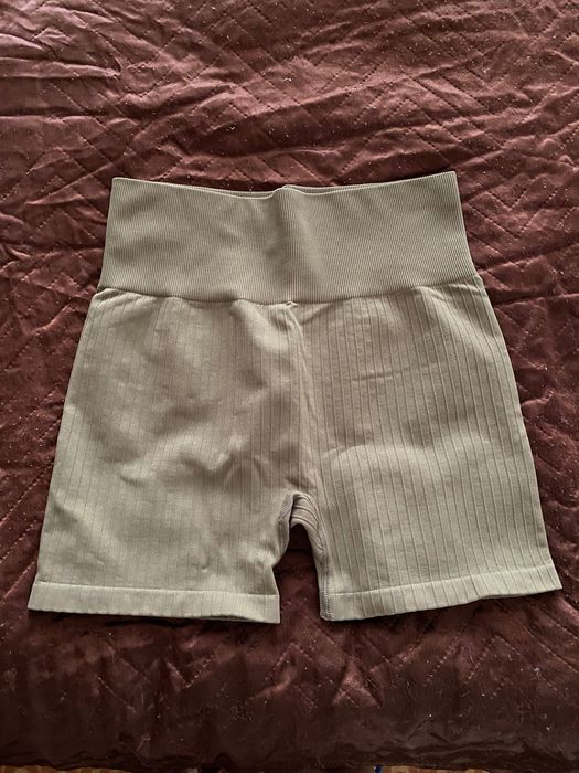 Клинове за фитнес reebok,H&M,gymshark