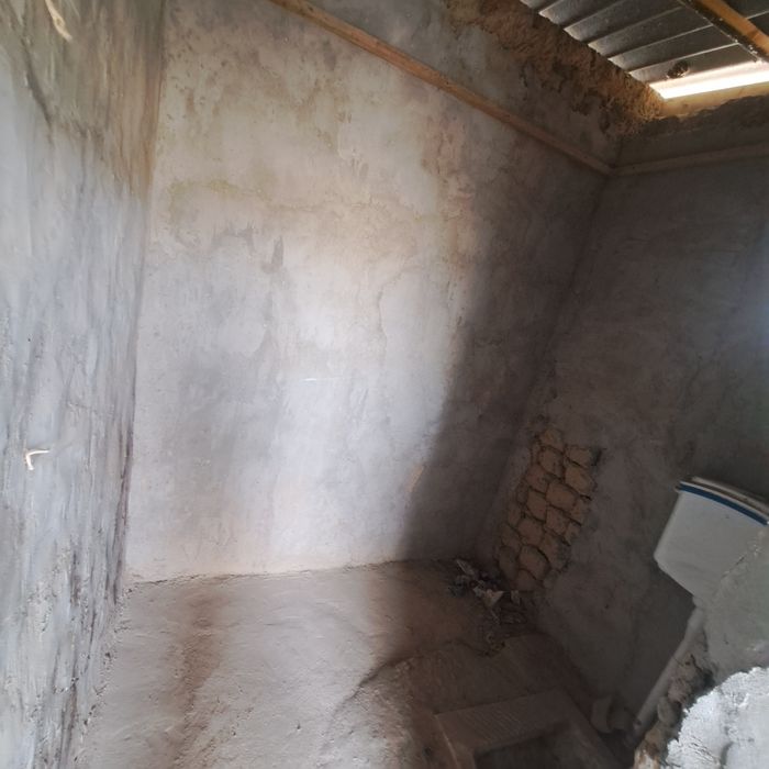 Ховли участка сотилади