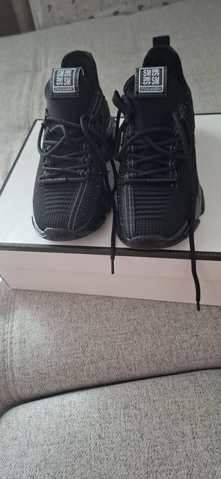 Adidasi Steve  Madden