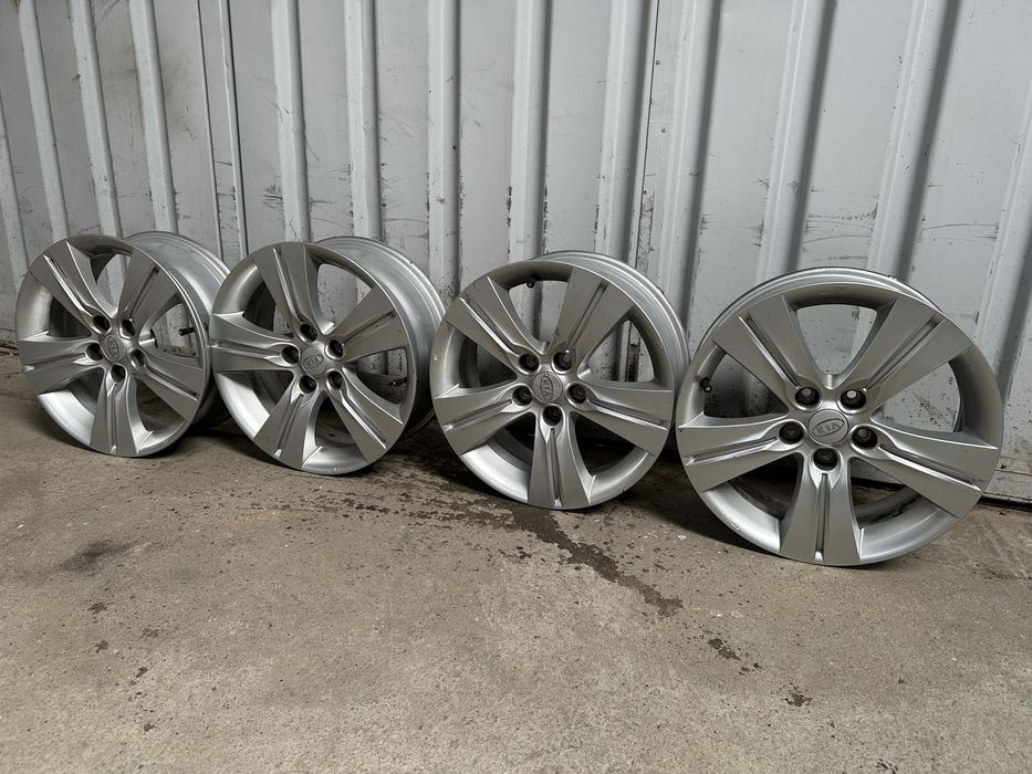 Vând set jante aliaj originale Kia 17 inch, 5x114,3