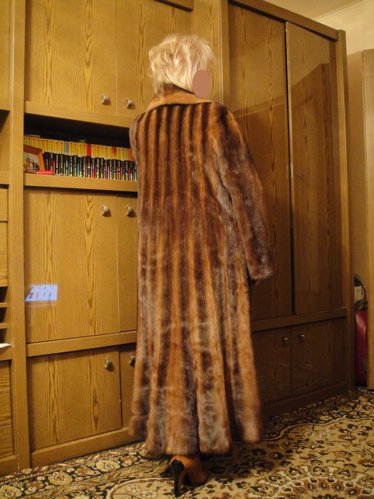 Шуба норковая ( Греция ).