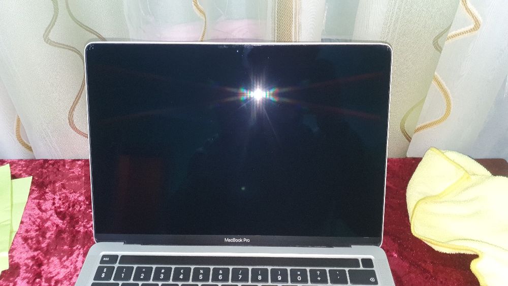 Vand/Dezmembrez Macbook M1 2020 A2338