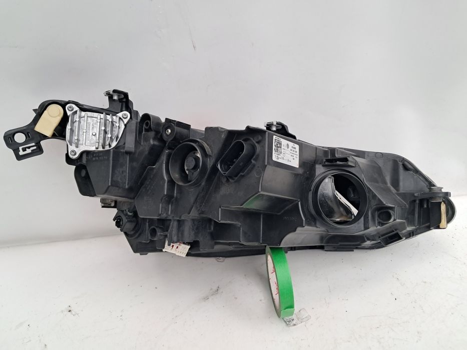 Фар Vw Golf 8 лав