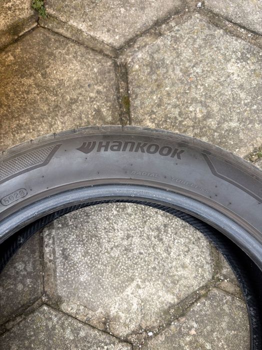 Автомобилни гуми 205/55 R19