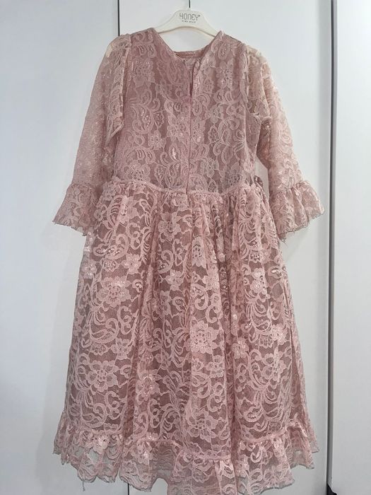 Продам платье на девочку