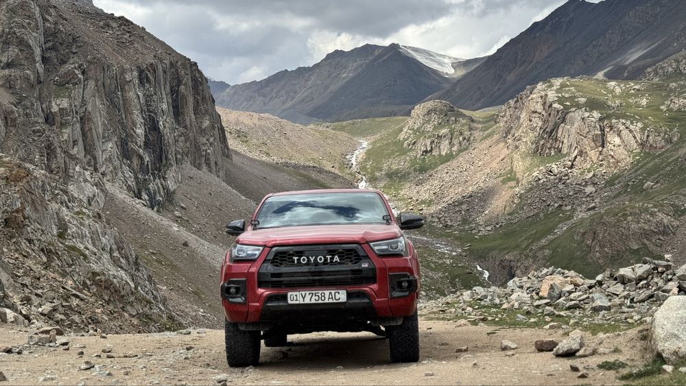 Toyota Hilux GR Sport