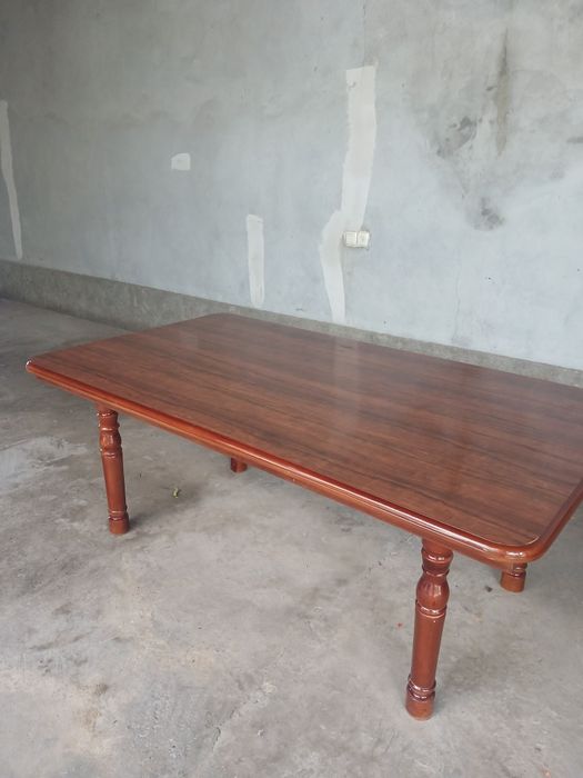 Stol xontaxta xam buladi razmeri 2.x1.10 razmeri 2 ta bor