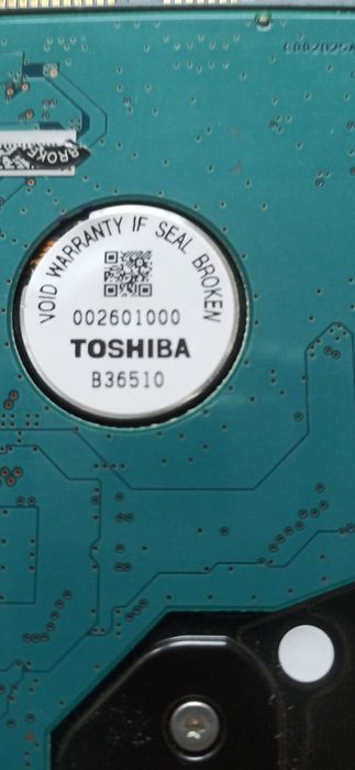 Продавам лаптопски твърд диск 1ТВ