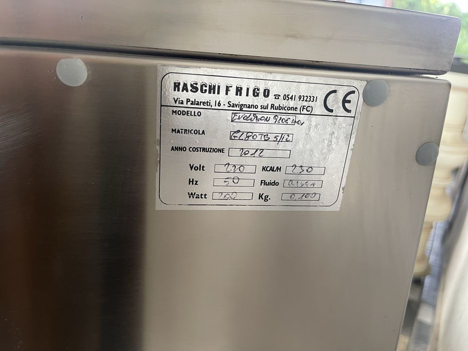 Vitrină frigorifică profesională Raschi Frigo – NOUĂ, neutilizată