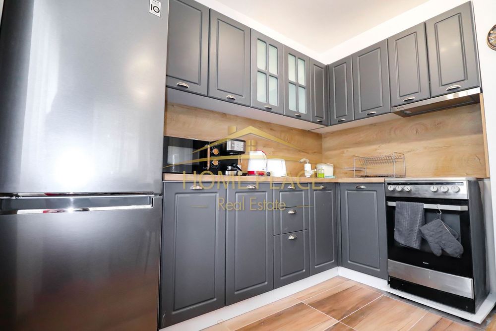 Дава се под наем Двустаен апартамент в Варна, Аспарухово - 55 кв.м за 714 € - Снимка #1