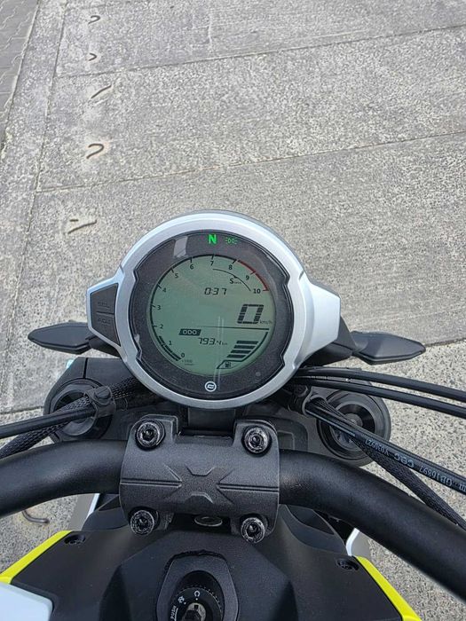 Motocicleta CF Moto 300 CL-X