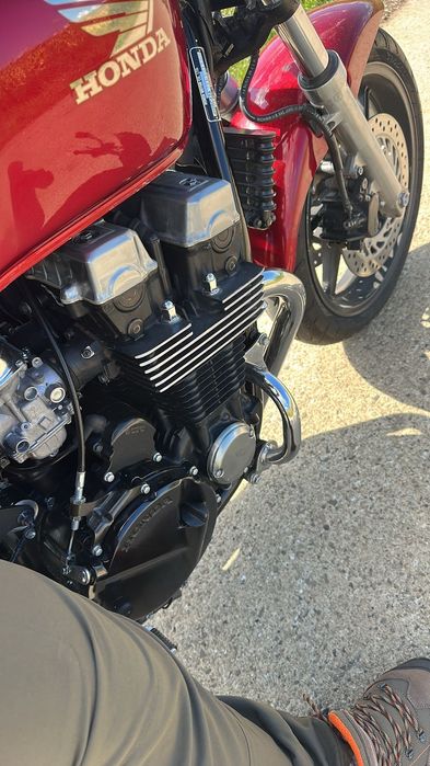 Vând Honda 750 ( Seven fifty )