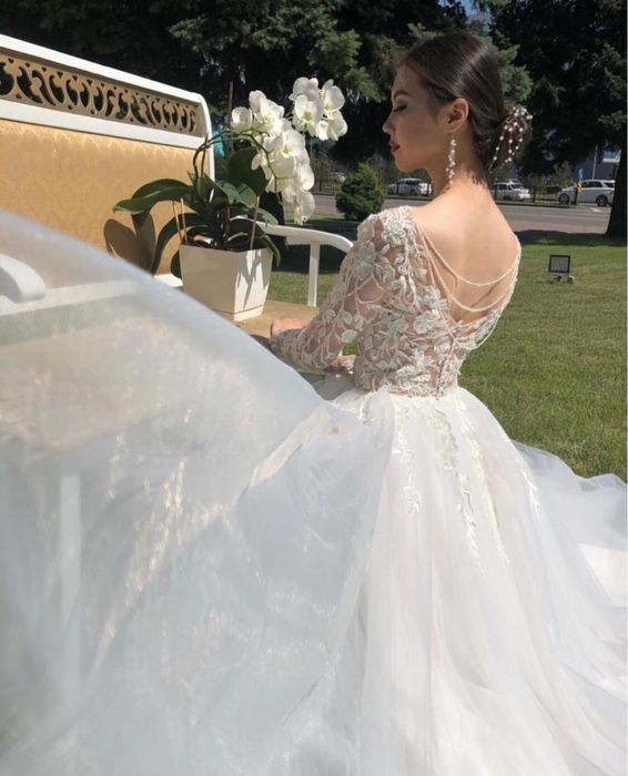 Свадебное платье