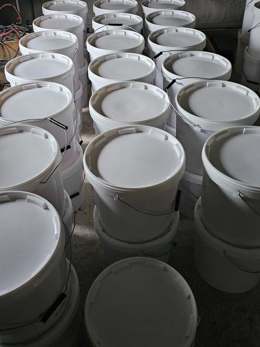 Miere de albine , salcam , poliflor  angro  la galeti de  25 kg