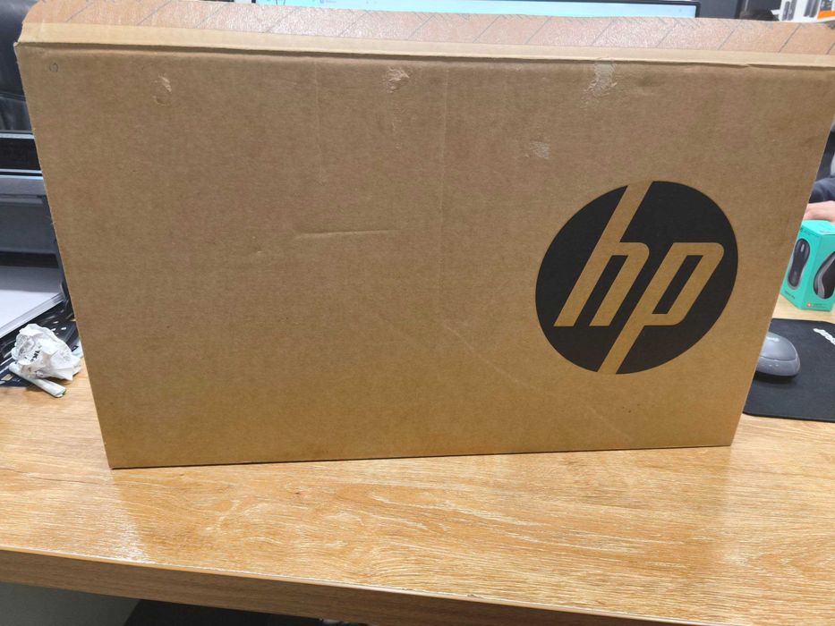 Noutbuk HP 250 G9