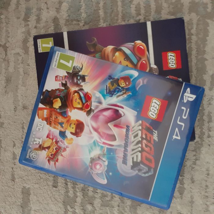 Диск для пс4 Lego Movie 2
