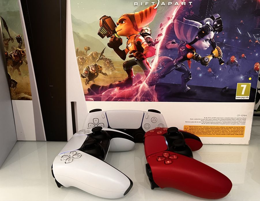 Playstation 5 825GB Disc *FULLBOX*+2 manete+stație de încărcare