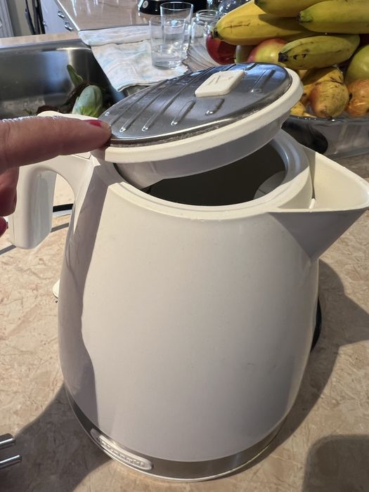 Cana electrica  DeLonghi 3000 W
