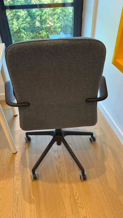 Vand scaun birou model LANGFJALL, IKEA