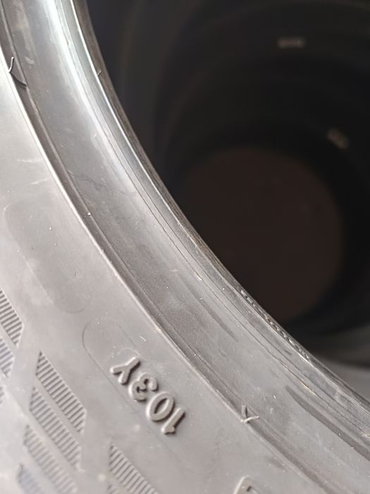 Летни гуми Good Year EAGLE F1-235/50/19цола