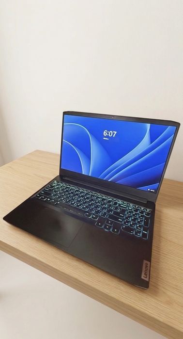 Игровой ноутбук в отличном состоянии (i5 / RTX 3050 / 16 GB)