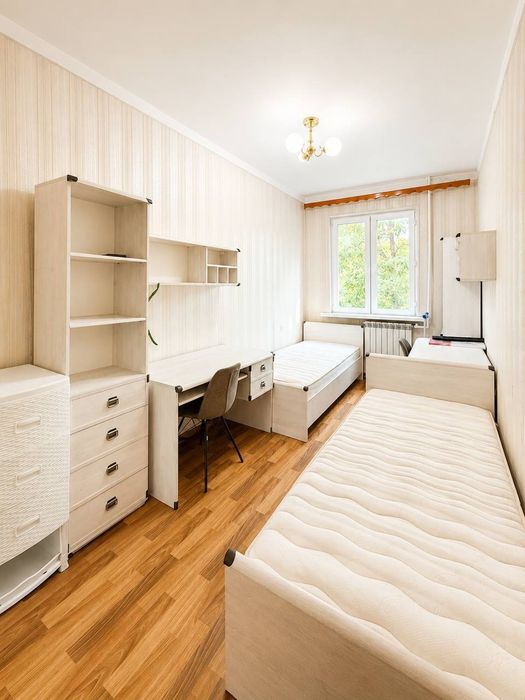 Продается 4х ком квартира, ориентир: Художников, 72,5