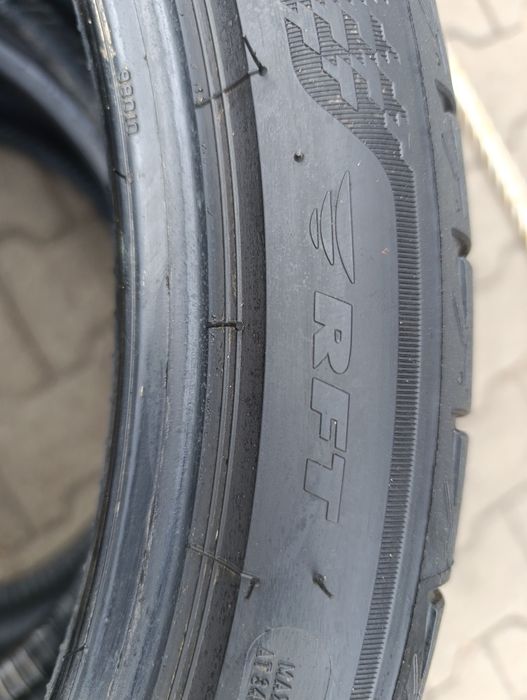 Două anvelope de vara 255 35 19 Bridgestone dot 2023 Runflat