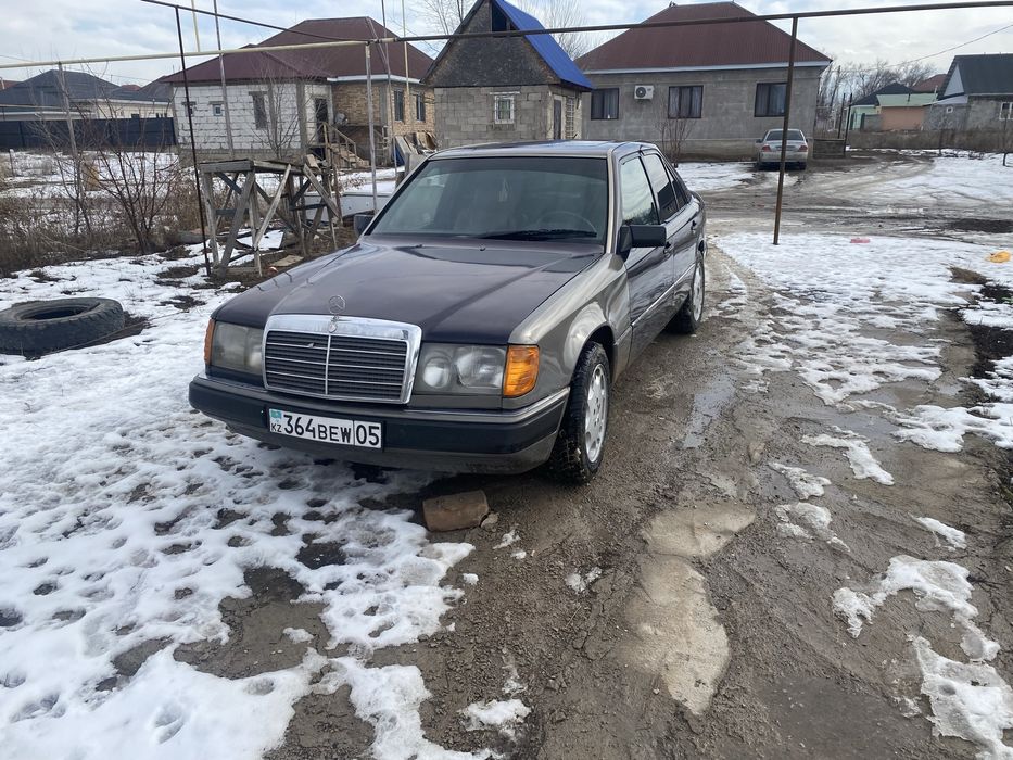 Мерседес w124 2.6