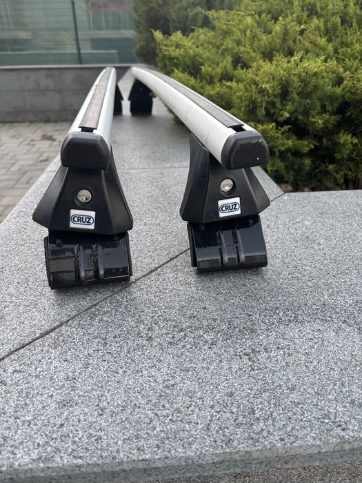 Алуминиеви греди Cruz за автомобили без рейки на тавана