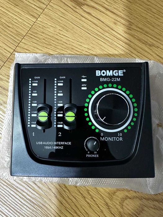 Audio interface USB BOMGE pentru podcast streaming studio