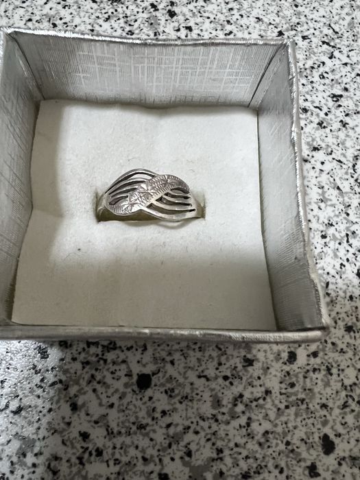 Сребърни пръстени и висулка