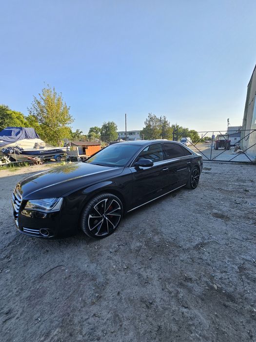 Audi A8L model presidential