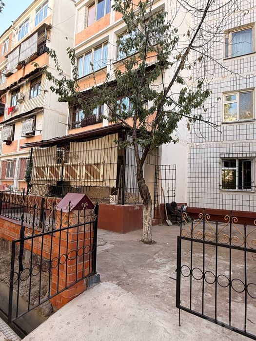 O‘g‘il bollaga, Bez makler kvartira, Qo‘yliq