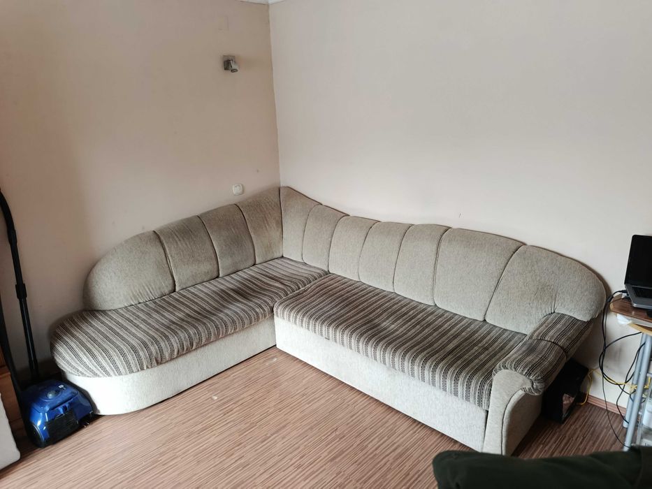 ъглов диван с ракла