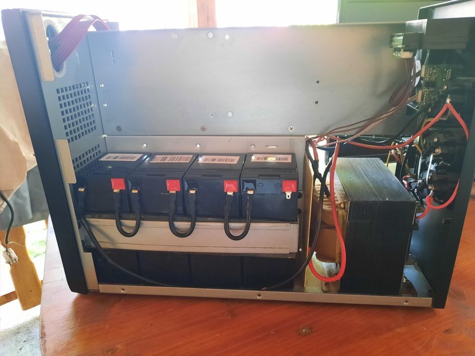 UPS 3000VA/ 2400W Braun Group