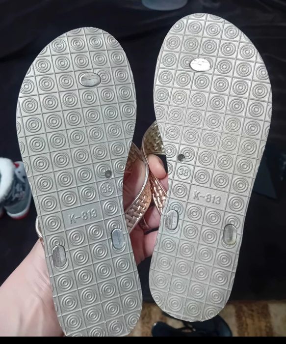 Slapi marime 38 dama