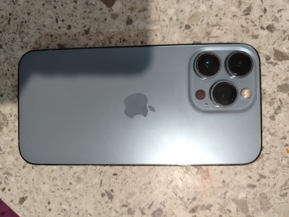 Iphone 13 pro sierra blue , 100% sanatate baterie